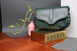 کیف چرم دخترانه مدل پروانه